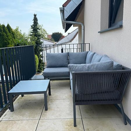 Moderne Ferienwohnung Mit Terrasse, Grill & Privatparkplatz Venningen Luaran gambar