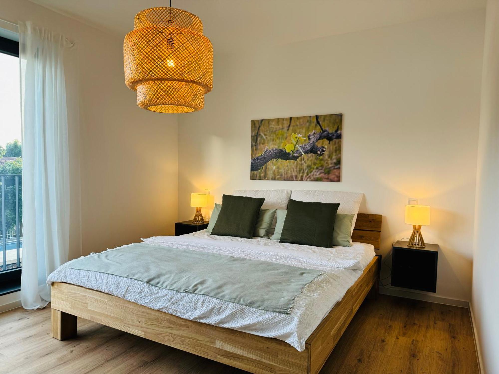 Moderne Ferienwohnung Mit Terrasse, Grill & Privatparkplatz Venningen Luaran gambar